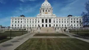 Minnesota Senate Passes Bans on Sweepstakes Sites, Prediction Markets