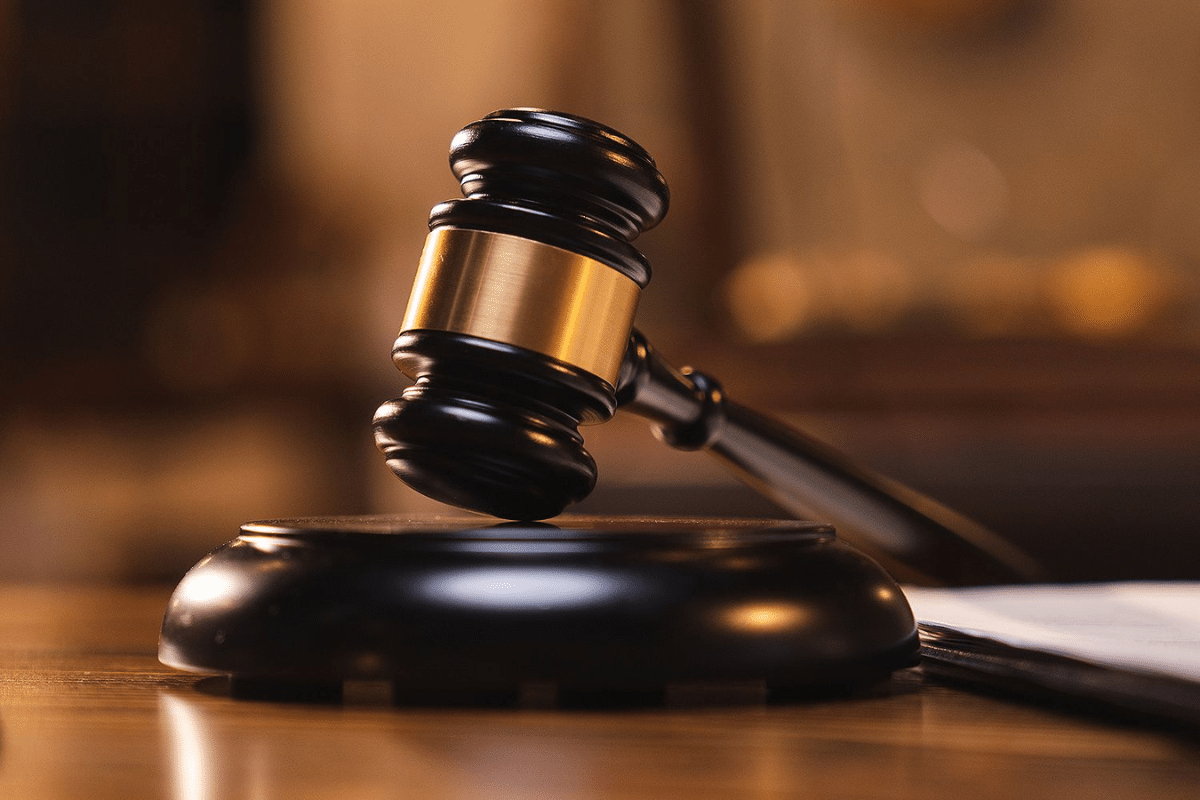 Gavel-New-Jersey-courtroom