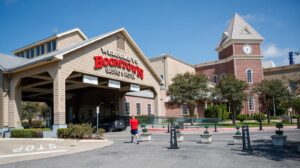 Boomtown Casino New Orleans to Move Inland, Rebrand as Hollywood Casino