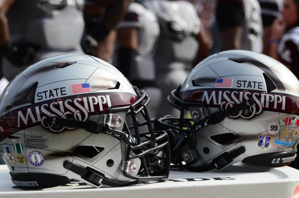 mississippi-state-football-helmets